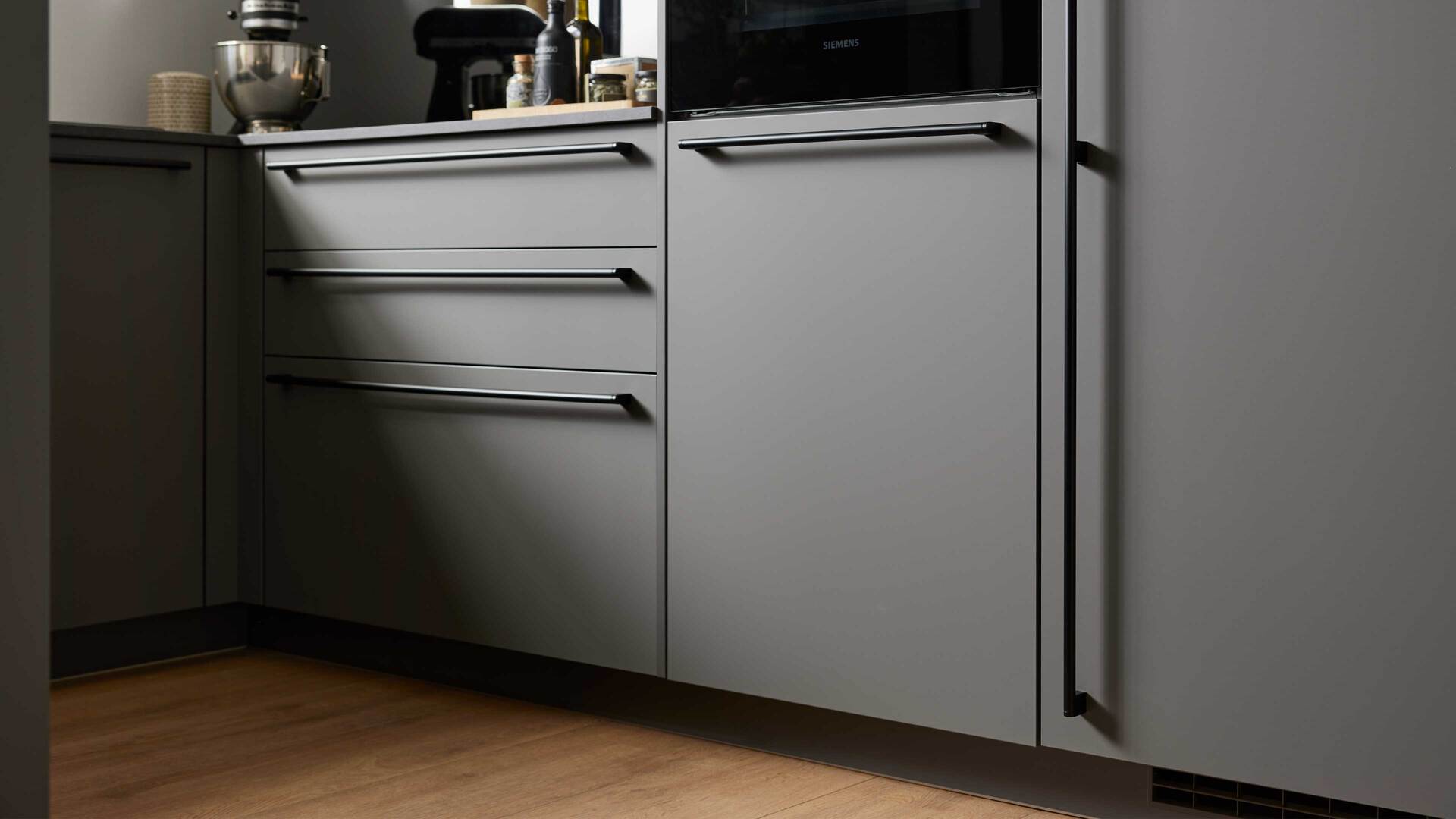 Culineo® Einbauküche C357 mit SIEMENS Einbaugeräten