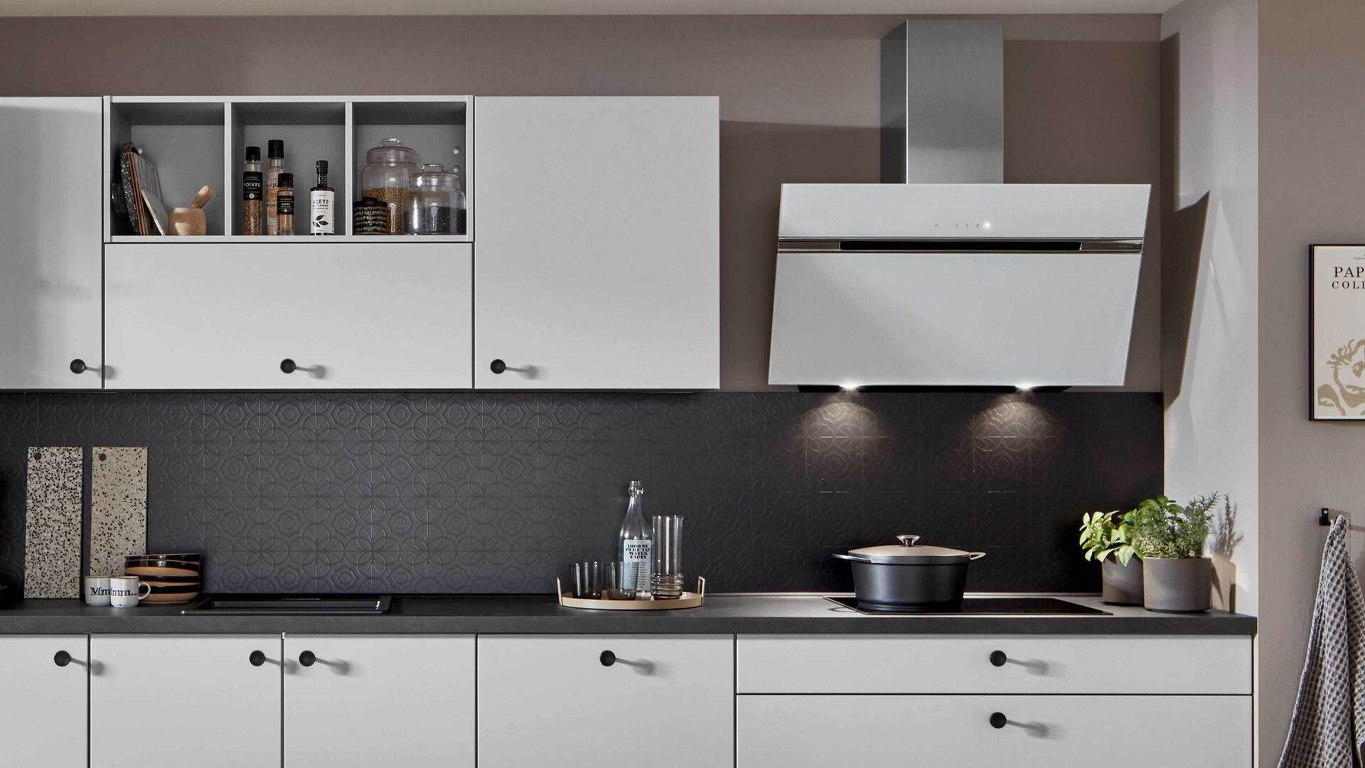 nobilia® Einbauküche Softline mit Elektrogeräten, z. B. Kühlschrank