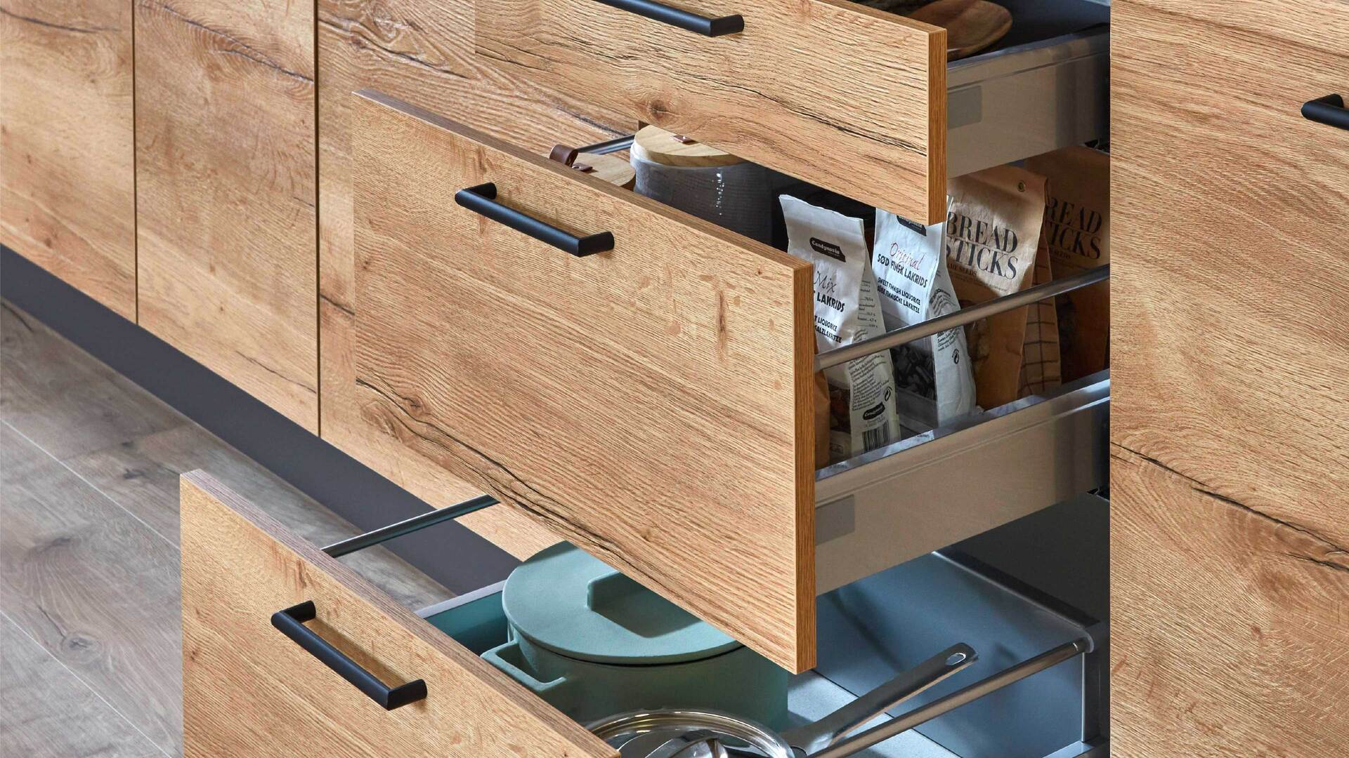 nobilia® Einbauküche Senso mit gorenje Elektrogeräten, z. B.  Kühlschrank