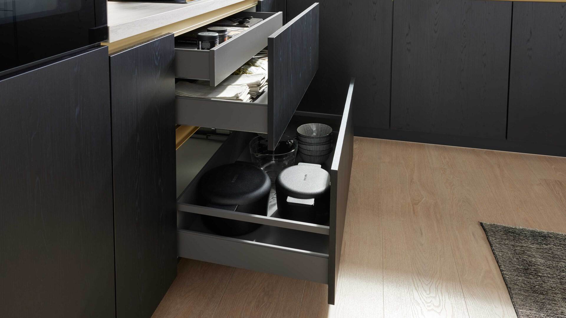 Culineo® Einbauküche C382 mit gorenje Einbaugeräten