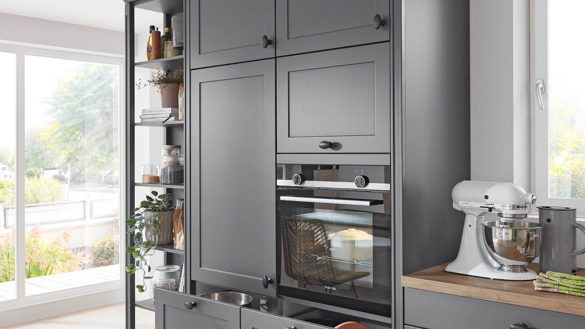 nobilia® Einbauküche Nordic mit SIEMENS Elektrogeräten