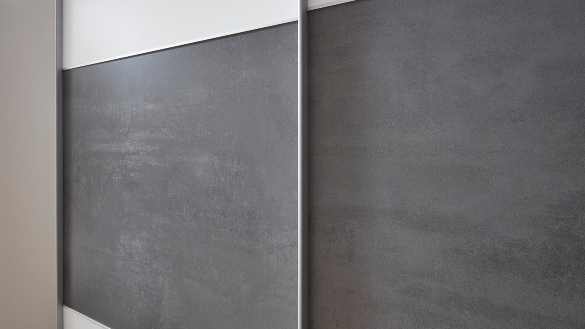 STAUD Schwebetürenschrank Includo