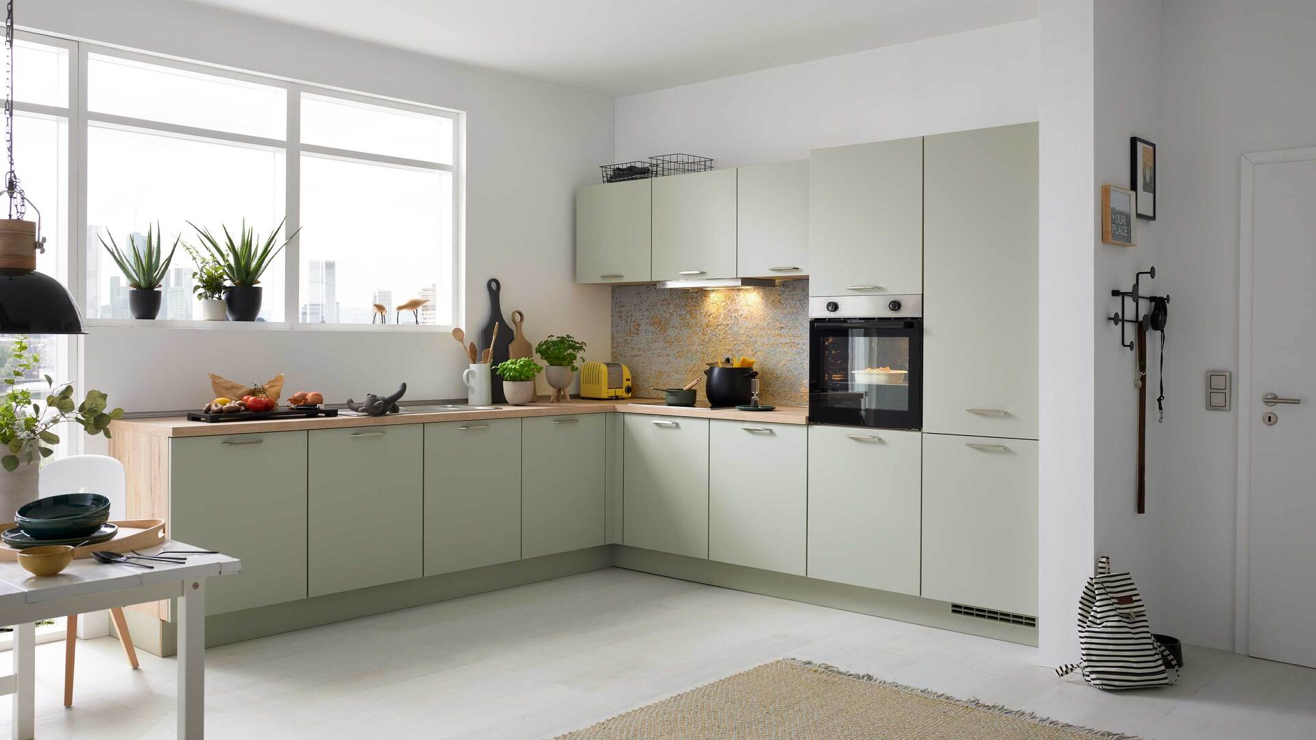 Culineo® Einbauküche C357 mit beko Einbaugeräten