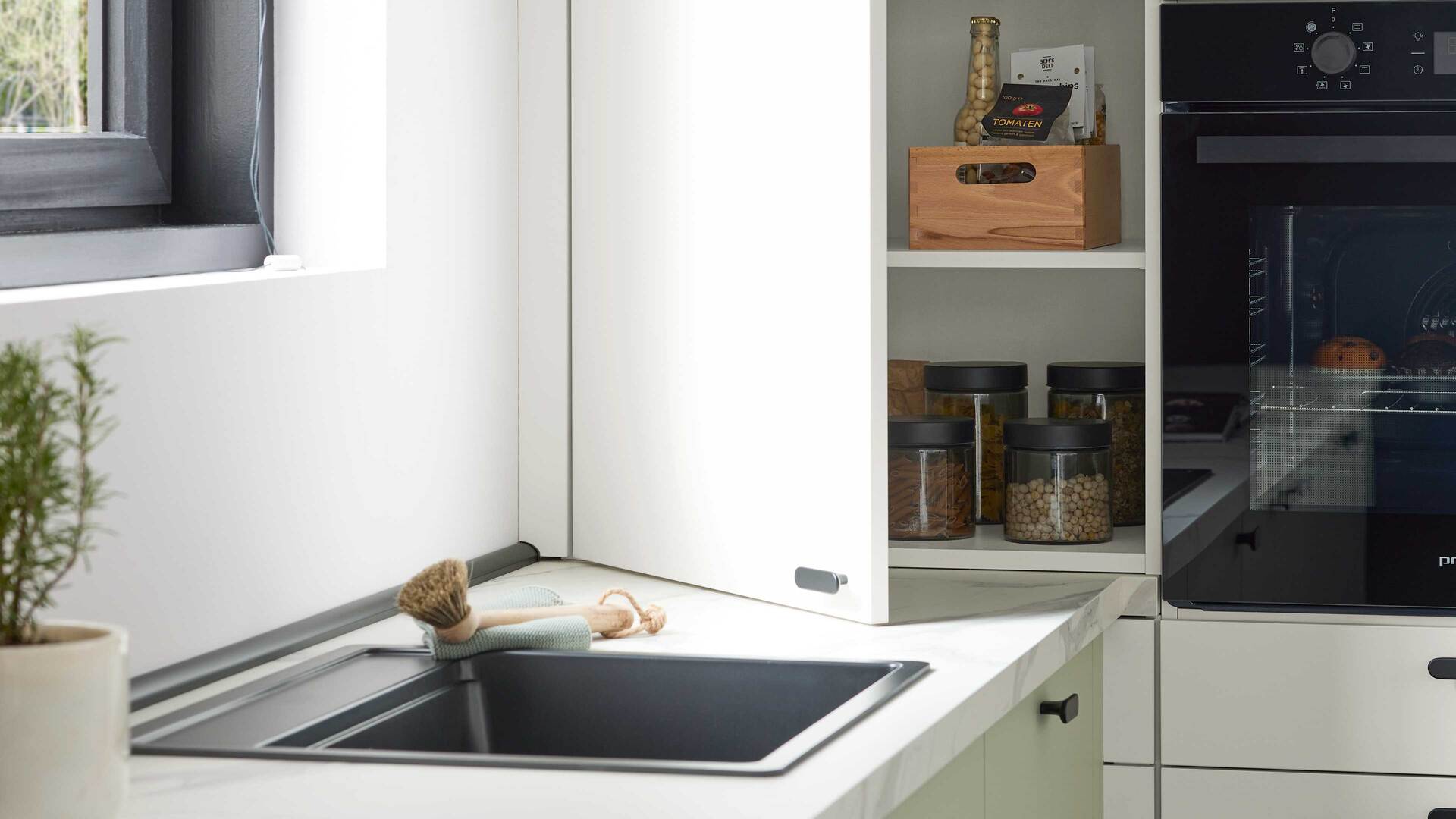 Culineo® Einbauküche C357 mit privileg Einbaugeräten