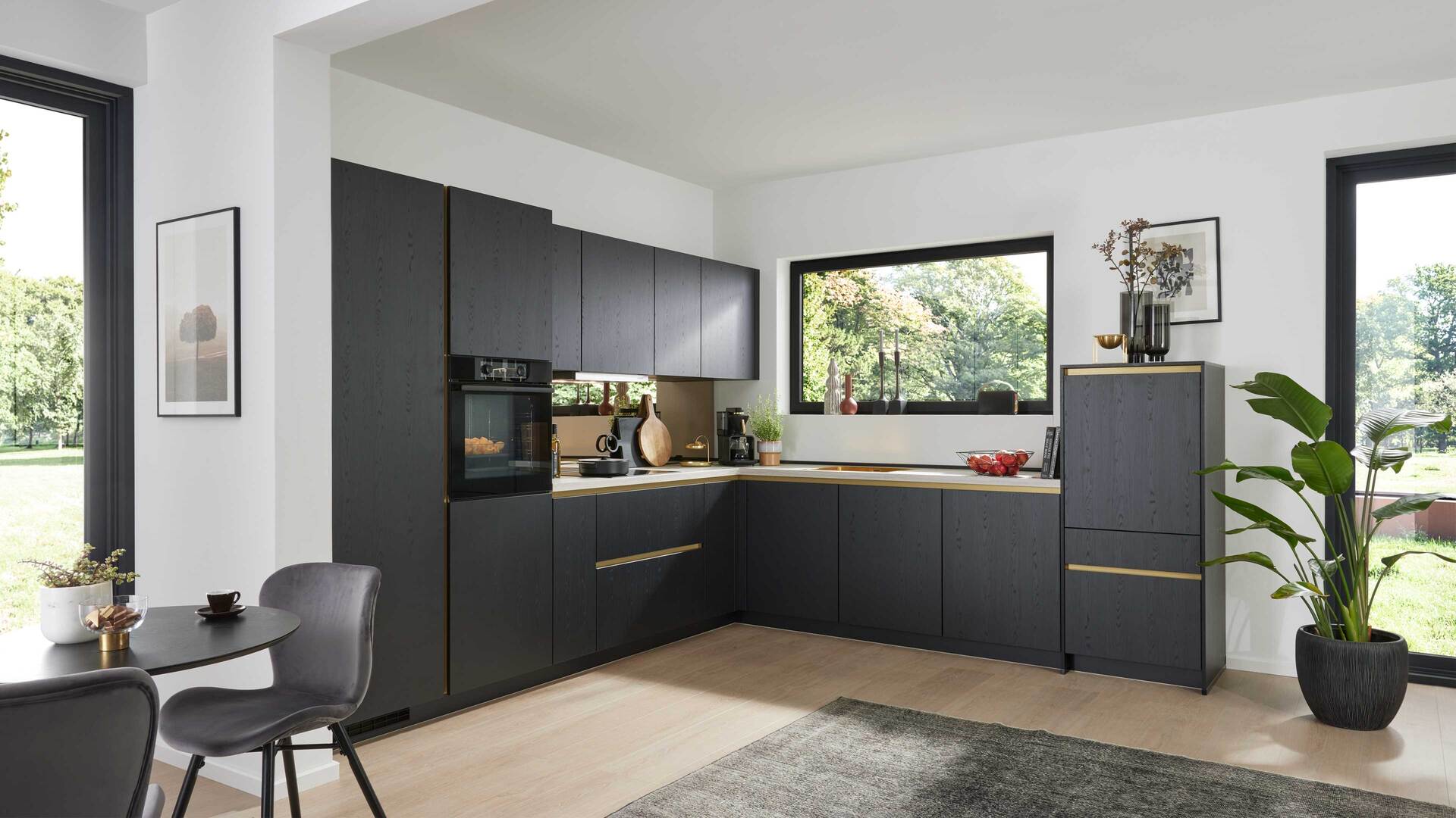 Culineo® Einbauküche C382 mit gorenje Einbaugeräten