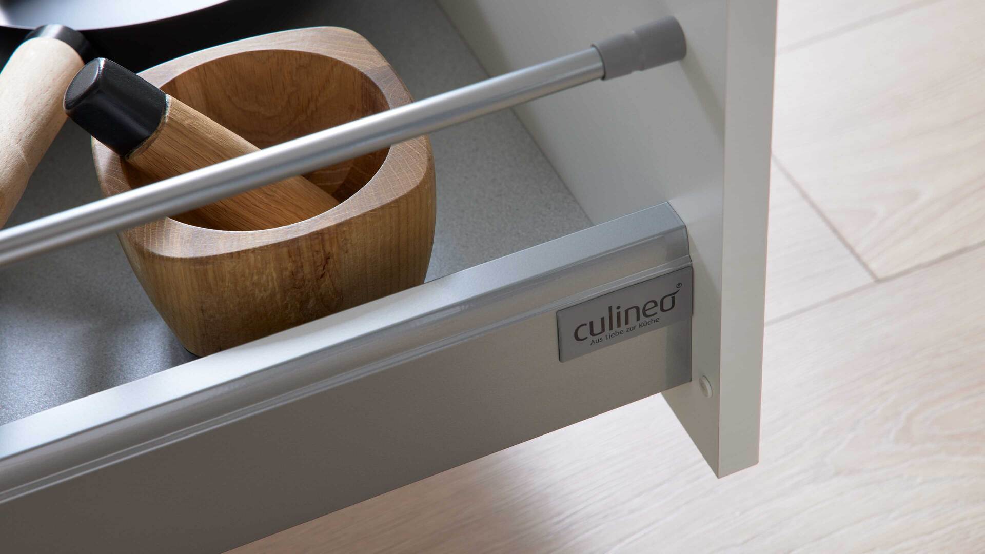 Culineo® Einbauküche C648 mit AEG Einbaugeräten