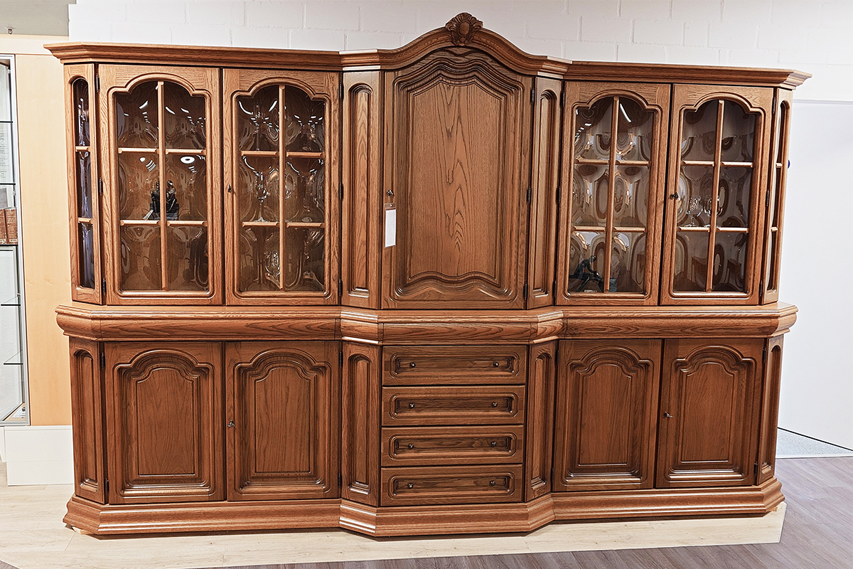 Altdeutscher Wohnschrank