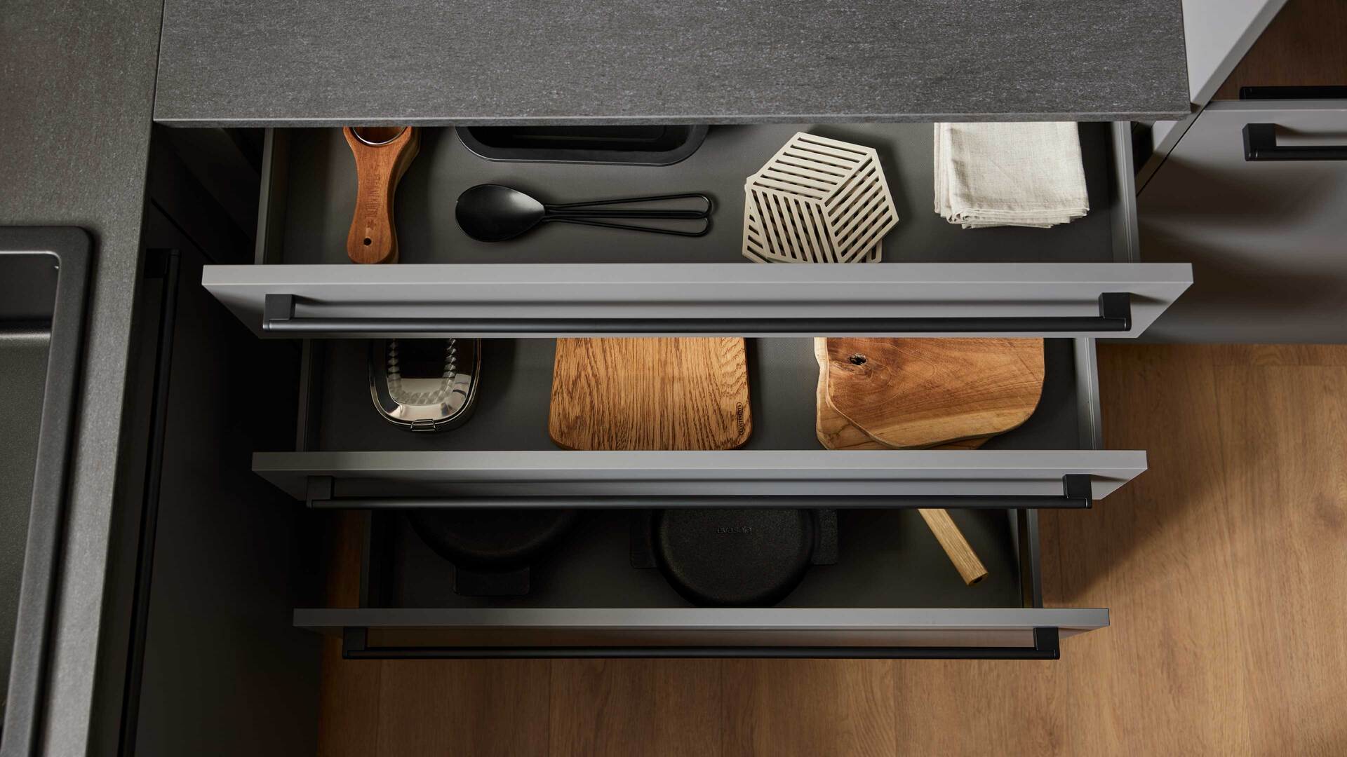 Culineo® Einbauküche C357 mit SIEMENS Einbaugeräten