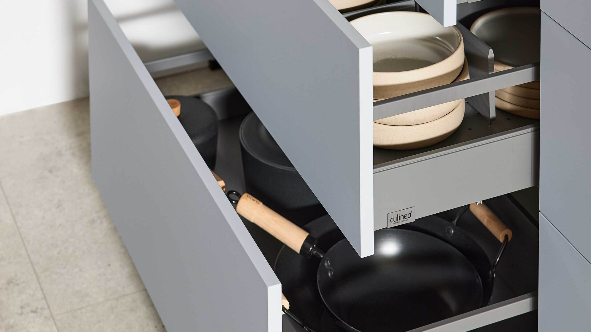 Culineo® Einbauküche C357 mit SIEMENS Einbaugeräten