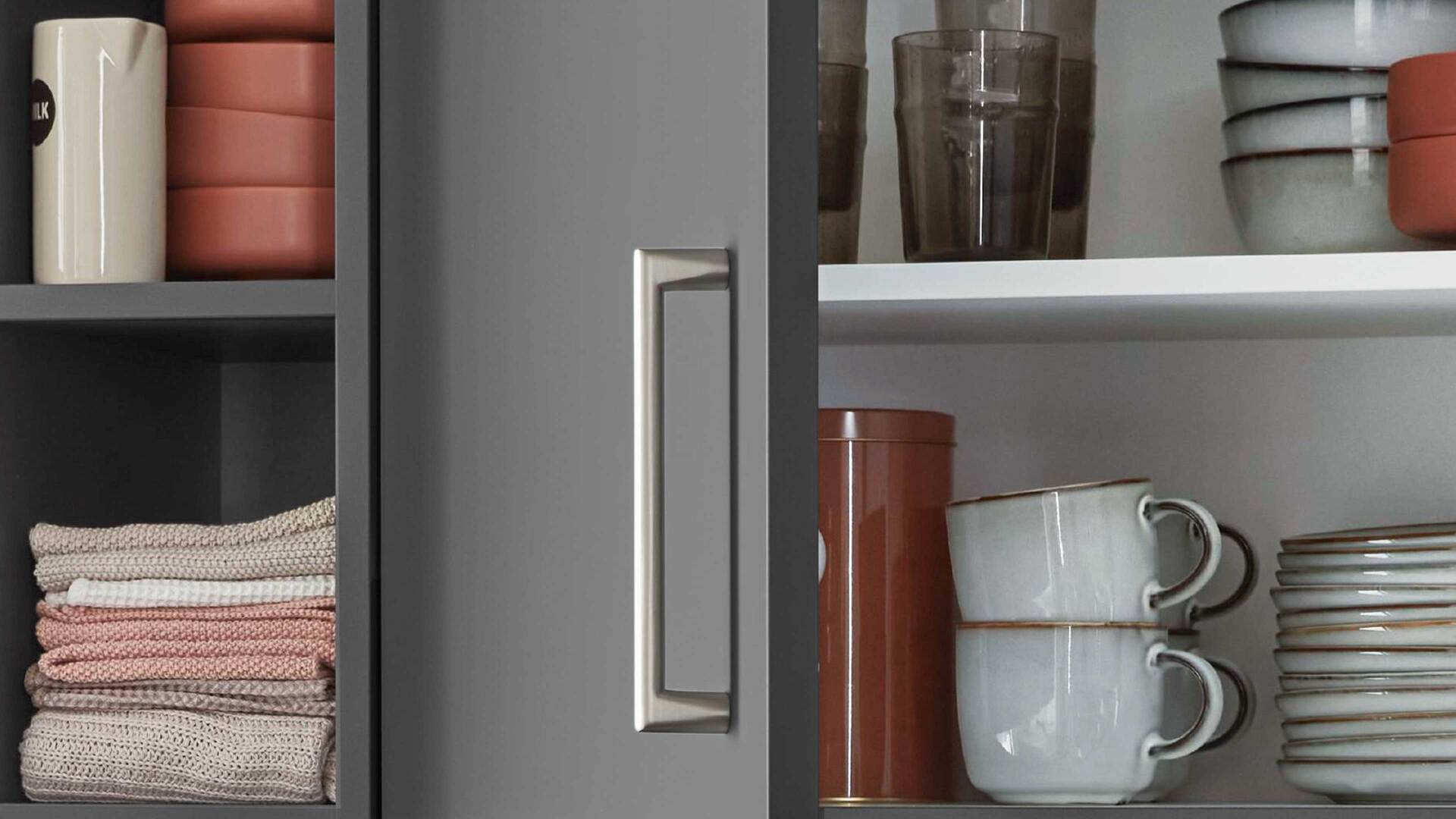 nobilia® Einbauküche Senso mit Elektrogeräten, z. B.  Kühlschrank
