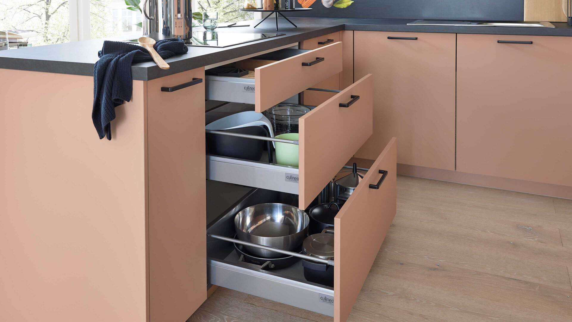 Culineo® Einbauküche C357 mit privileg Einbaugeräten