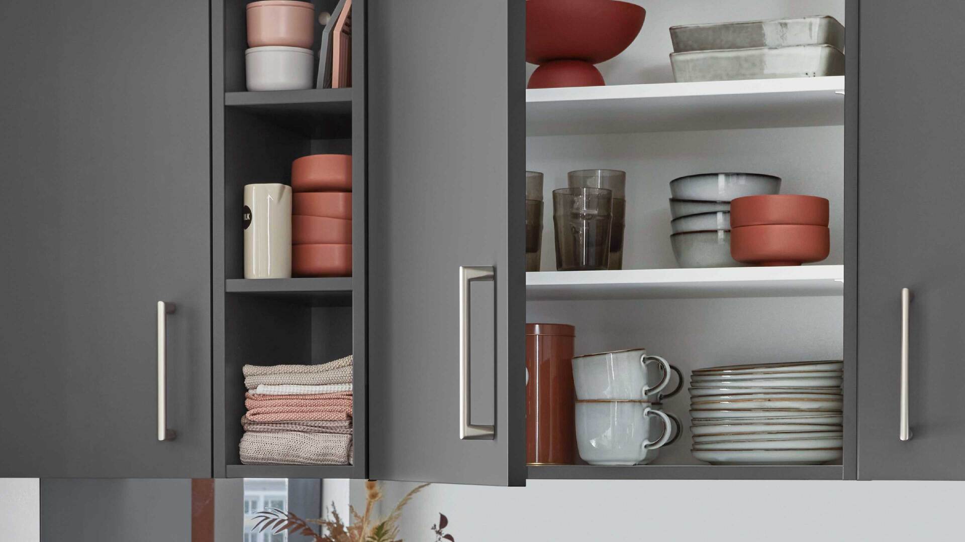 nobilia® Einbauküche Senso mit Elektrogeräten, z. B.  Kühlschrank