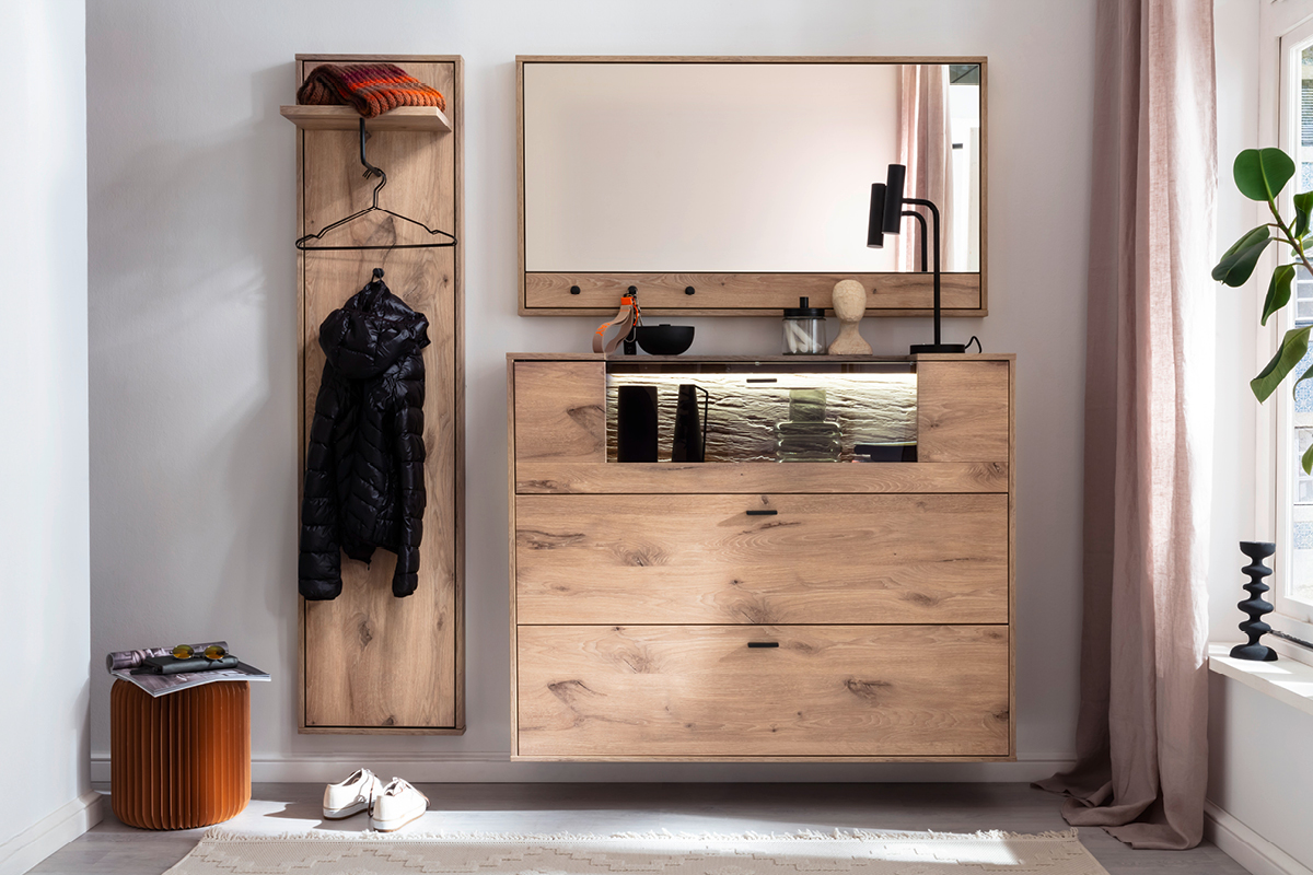 Garderobe Modell Mezzano von MCA Furniture